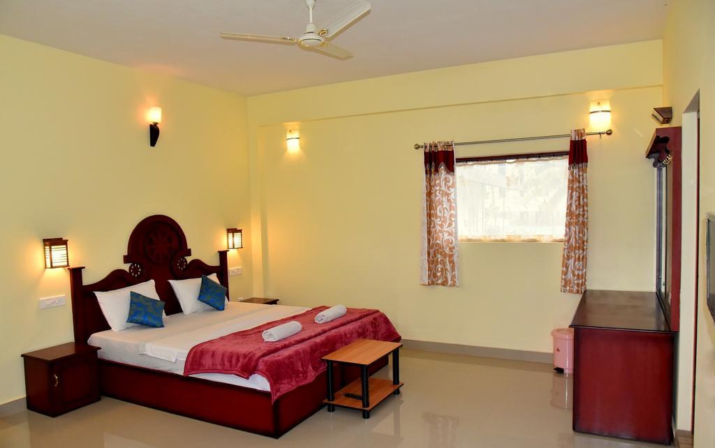 Jungle Palace Homestay Thekkady Rom bilde